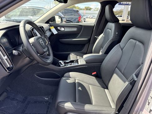 New 2026 Volvo XC40 B5 Plus w/ Protection Package Premier image 10