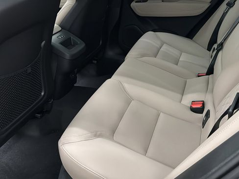 New 2026 Volvo XC60 B5 Plus w/ Climate Package image 27