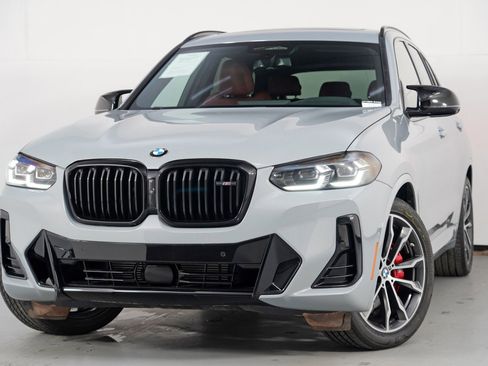 Used 2022 BMW X3 M40i image 3