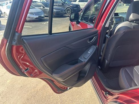 Used 2019 Subaru Crosstrek 2.0i Limited w/ Moonroof Package w/Navigation image 27