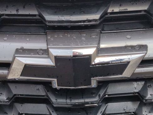 Used 2022 Chevrolet Colorado Z71 AWD/4WD image 31