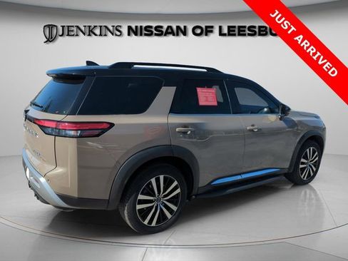 Certified 2023 Nissan Pathfinder Platinum image 6