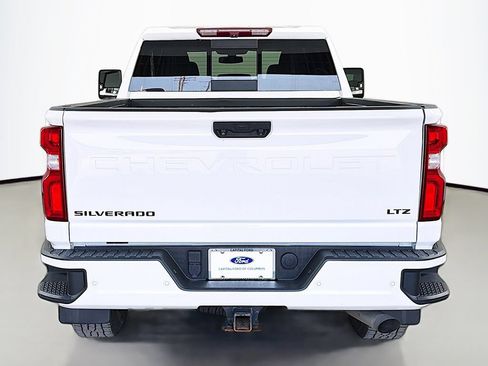 Used 2022 Chevrolet Silverado 3500 LTZ w/ LTZ Plus Package AWD/4WD image 17