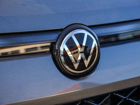 New 2026 Volkswagen Tiguan SE R-Line image 15