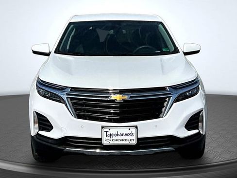 Used 2024 Chevrolet Equinox LT FWD image 2