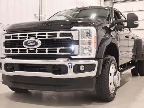 Certified 2024 Ford F450 XLT w/ 360-Degree Camera Package image 6