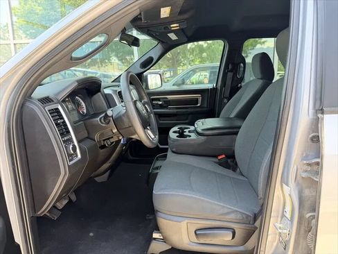 Used 2024 RAM 1500 Warlock AWD/4WD image 12
