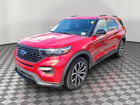 Certified 2023 Ford Explorer ST-Line w/ Class IV Trailer Tow Package RWD image 3