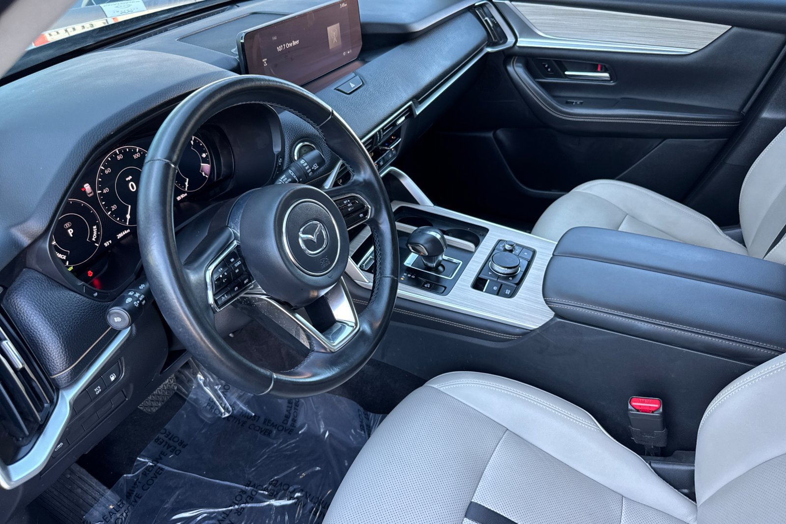 Used 2024 MAZDA CX-90 Plug-In Hybrid w/ Preferred AWD/4WD image 10