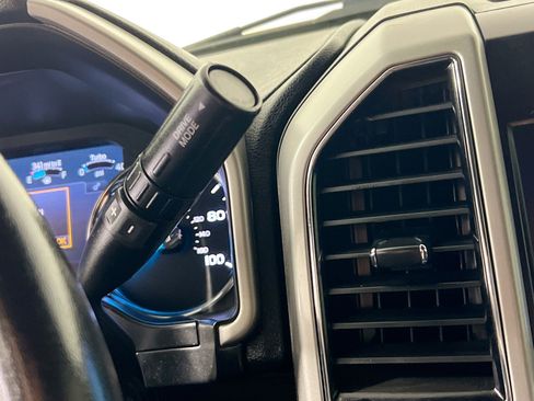 Used 2021 Ford F250 Lariat image 24