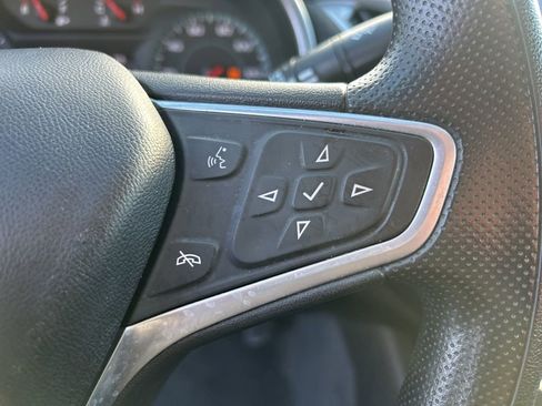 Used 2022 Chevrolet Malibu LT image 17