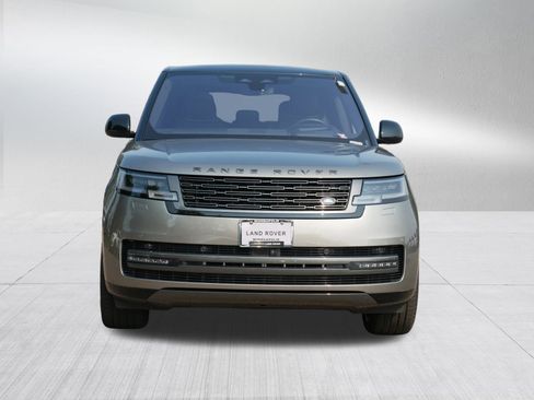 Used 2023 Land Rover Range Rover SE image 2