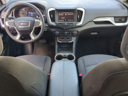 Used 2023 GMC Terrain SLE w/ Driver Convenience Package image 14