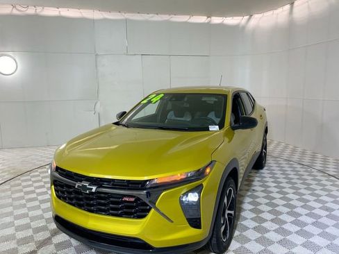 Used 2024 Chevrolet Trax RS w/ Driver Confidence Package image 20