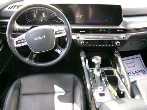 Used 2025 Kia Telluride S FWD image 12
