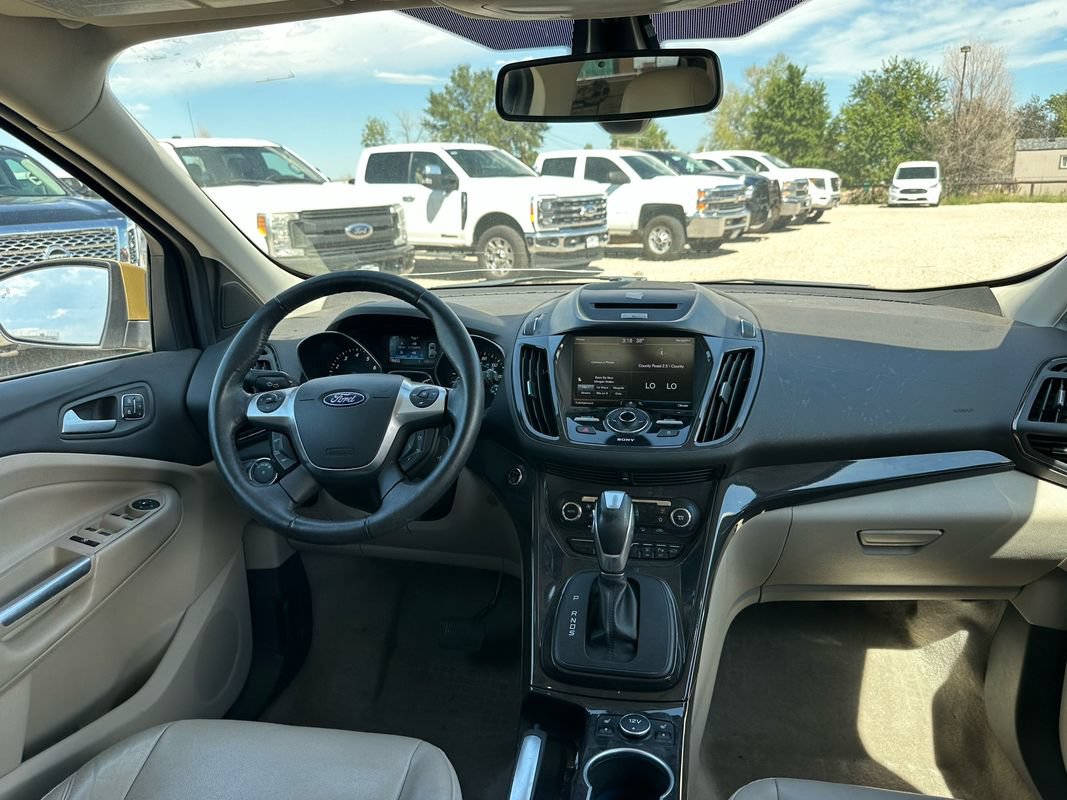 Used 2014 Ford Escape Titanium w/ Equipment Group 401A AWD/4WD image 27