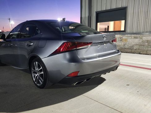 Used 2020 Lexus IS 300 F Sport image 7