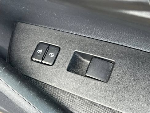 Used 2023 Toyota Corolla LE FWD image 22