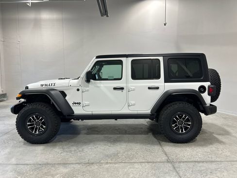 New 2025 Jeep Wrangler Willys image 9