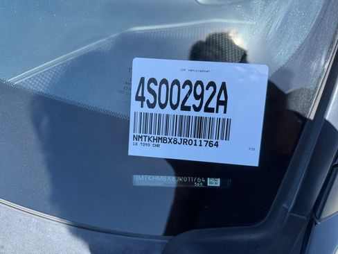 Used 2018 Toyota C-HR XLE FWD image 34