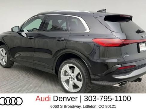 Used 2025 Audi Q5 Premium Plus w/ Premium Plus AWD/4WD image 4