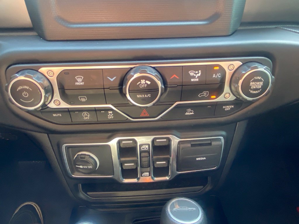 Used 2023 Jeep Gladiator Sport AWD/4WD image 31