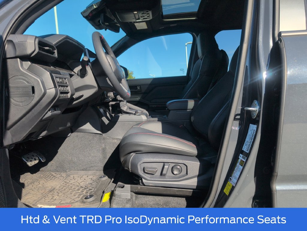 Used 2024 Toyota Tacoma TRD Pro AWD/4WD image 5
