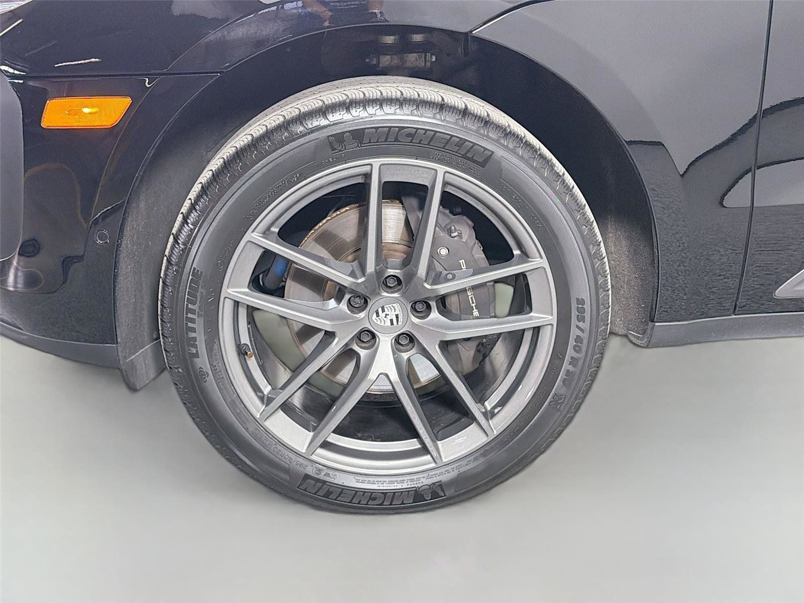 Certified 2024 Porsche Macan Turbo AWD/4WD image 11