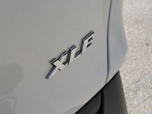 Used 2025 Toyota RAV4 XLE FWD image 7