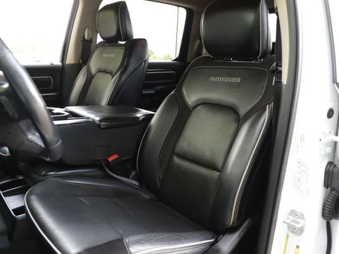 Used 2020 RAM 1500 Laramie AWD/4WD image 27