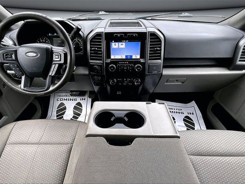 Used 2019 Ford F150 XLT w/ Trailer Tow Package image 8