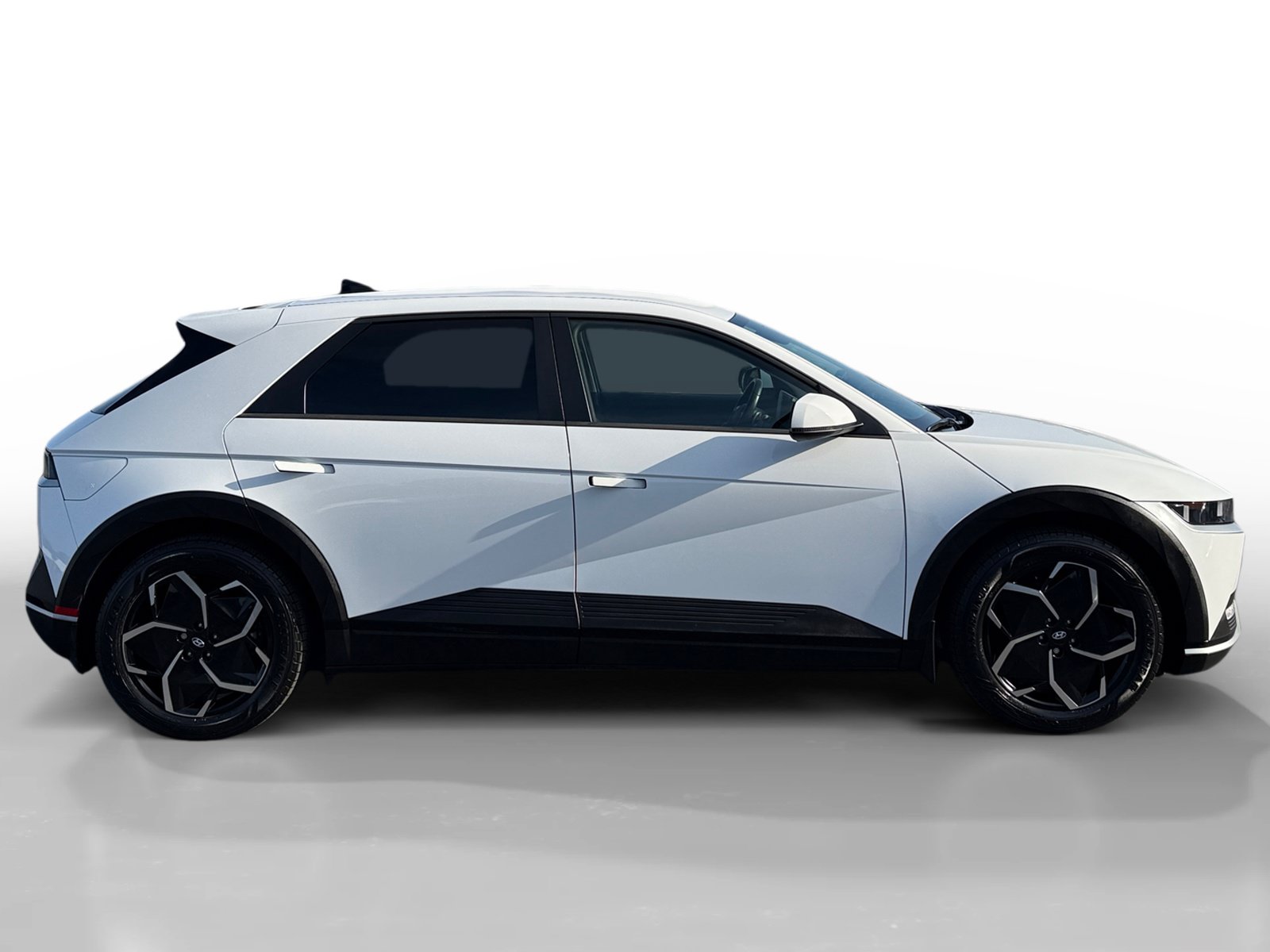 Certified 2024 Hyundai Ioniq 5 SEL RWD image 6
