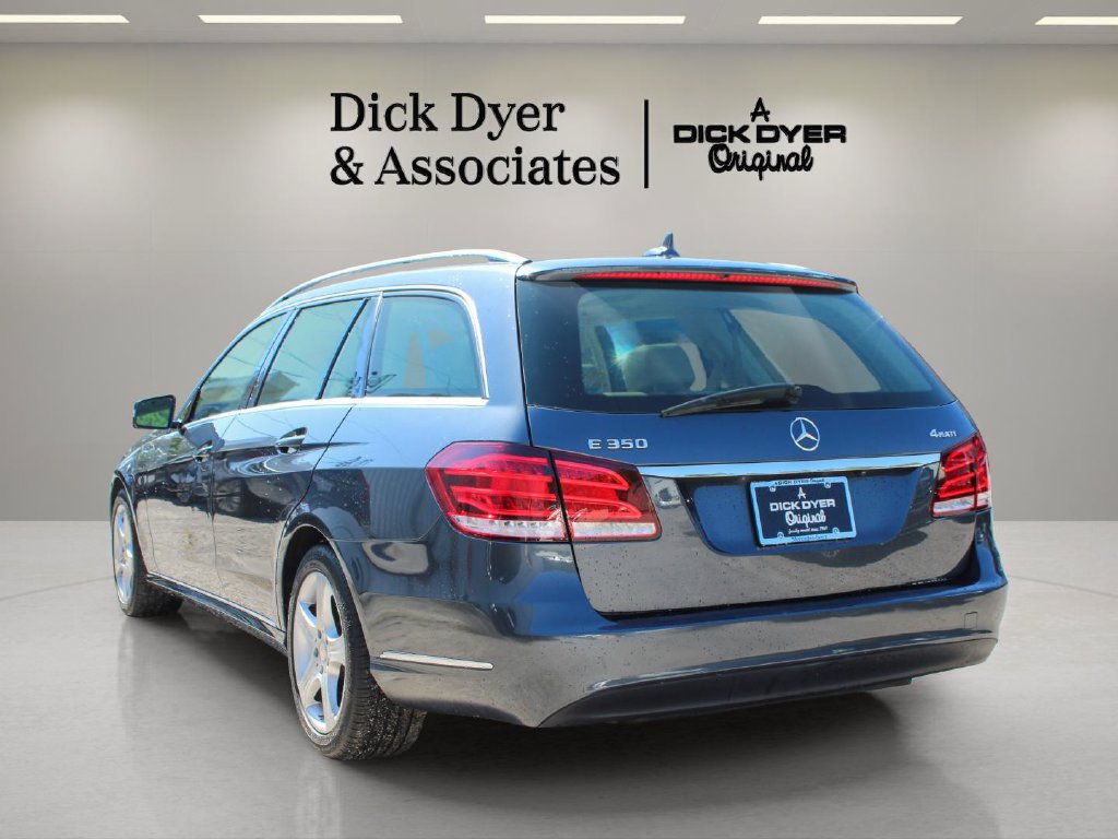 Used 2016 Mercedes-Benz E 350 4MATIC Wagon image 9