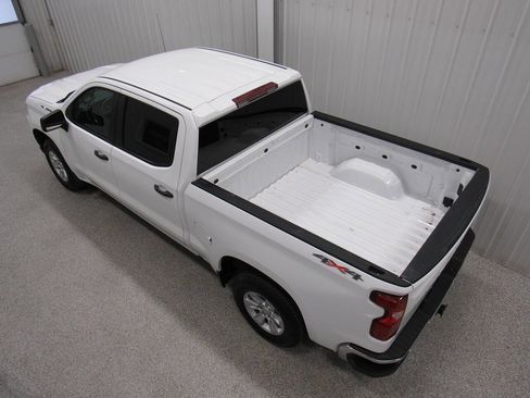 Used 2021 Chevrolet Silverado 1500 W/T w/ WT Value Package image 6