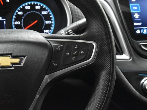 Used 2022 Chevrolet Malibu LT FWD image 8