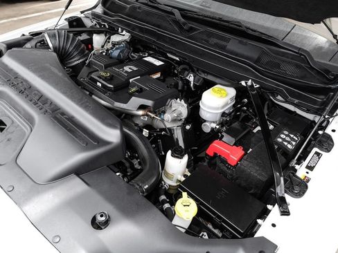 Used 2023 RAM 3500 Limited AWD/4WD image 59