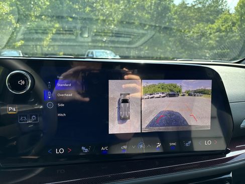 New 2026 Chevrolet Traverse Z71 w/ Driver Confidence Package image 20