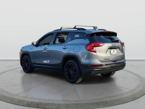 Used 2020 GMC Terrain SLT w/ Preferred Package image 3