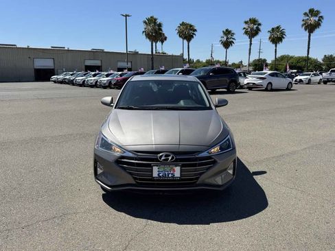 Used 2020 Hyundai Elantra Value Edition w/ Cargo Package (C1) FWD image 4