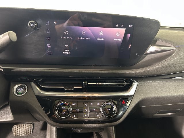 Used 2024 Buick Envista Sport Touring w/ Convenience I Package FWD image 21