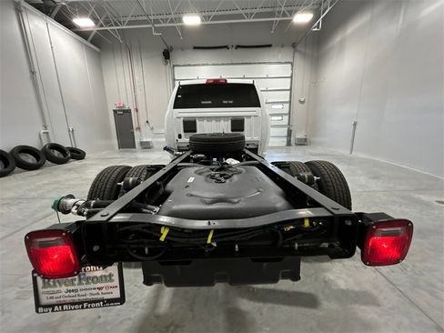 New 2026 RAM 3500 Tradesman image 7