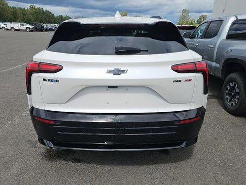 Used 2024 Chevrolet Blazer EV RS AWD/4WD image 5