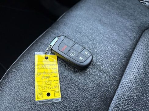 Used 2021 Jeep Compass 80th Special Edition image 32