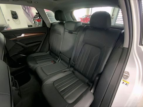 Certified 2023 Audi Q5 2.0T Premium w/ Convenience Package image 26