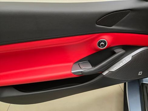 Used 2023 Ferrari Portofino M RWD image 32