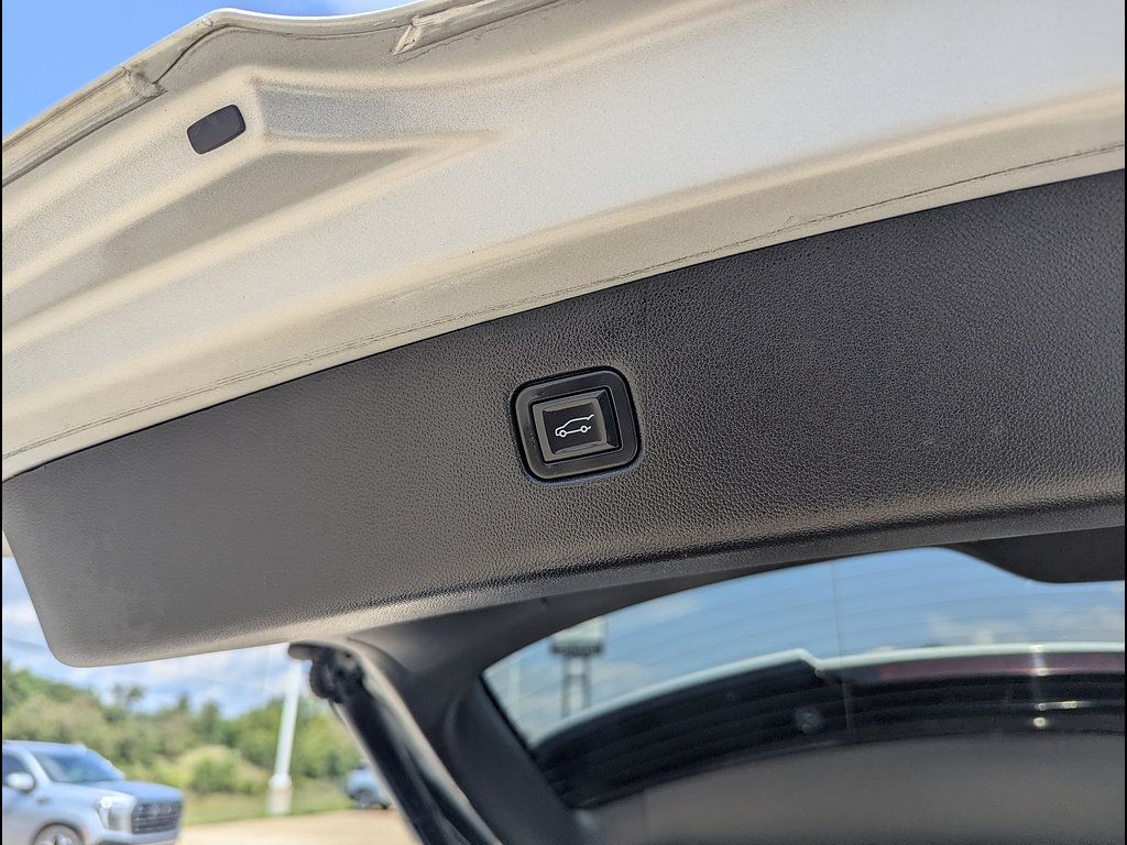 Certified 2019 Chevrolet Blazer LT FWD image 22