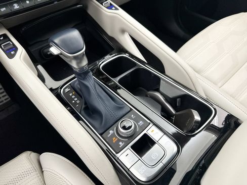 Certified 2024 Kia Telluride SX Prestige AWD/4WD image 30