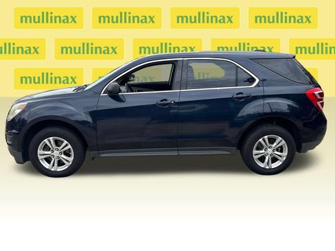 Used 2017 Chevrolet Equinox LS FWD image 11