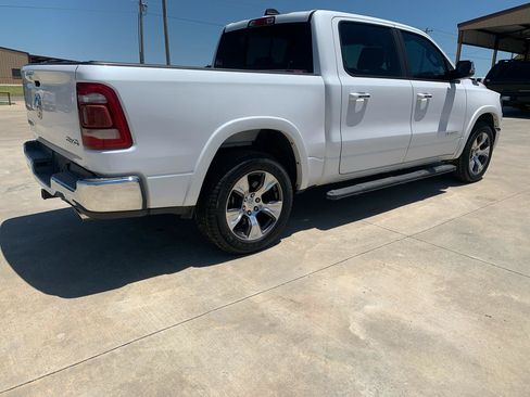 Used 2019 RAM 1500 Laramie AWD/4WD image 2