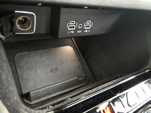 Used 2024 Jeep Wagoneer Series II w/ Premium Group I image 30